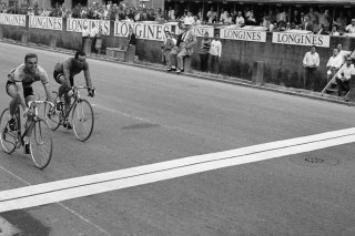 Rik Van Looy gagne le championnat du monde au sprint à Berne en 1961 KEYSTONE/PHOTOPRESS-ARCHIV/STR